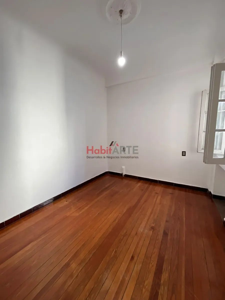 Apartamento En Alquiler Ubicado En El Centro De Montevideo De 1dormitorio · Foto 3