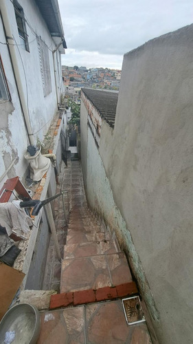Duas Casa Uma De 5 Cômodos A Outra De 4 Comodos