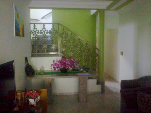 Sobrado À Venda, 198 M² Por R$ 610.000,00 - Jardim Adriana - Indaiatuba/sp - So0008