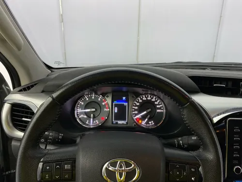 Toyota Hilux At 4.0 4x4 R 17