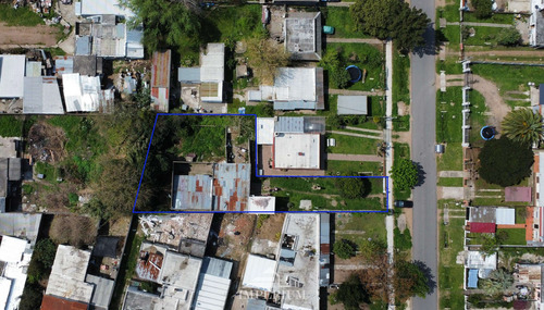 Venta De Casa Con Un Gran Terreno De 1000m2 A Pasos De Belloni En Manga