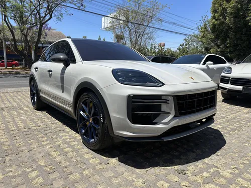 Porsche Cayenne Turbo Gt 2024 Gris