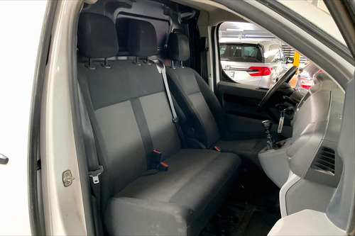 Peugeot Expert 2023