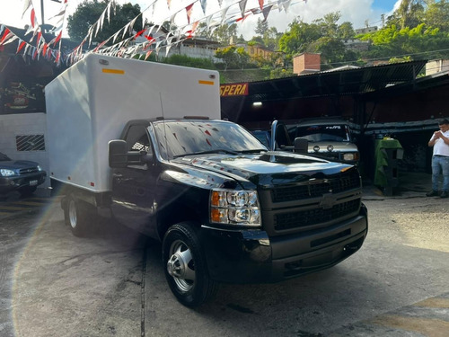 Imagen 2 de 10 de Chevrolet Silverado