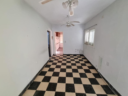 Imagen 7 de 21 de Ph En Venta - 2 Dormitorios 1 Baño - 157mts2 - La Plata