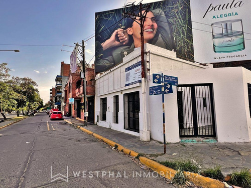Imagen 5 de 21 de Local Esquina Frente Parque 9 De Julio A Pasos De Esquina Norte