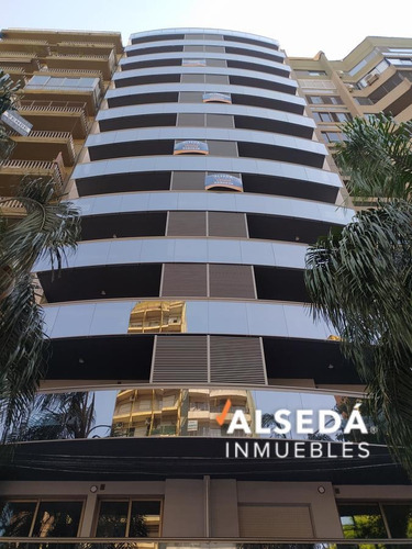 Imagen 1 de 7 de Departamento De 3 Dormitorios Av. Pellegrini Y Laprida - Calidad Premium