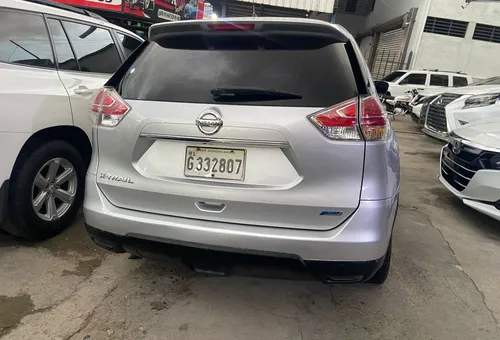 Nissan Xtrail 2015 3 Filas Leather $750,000