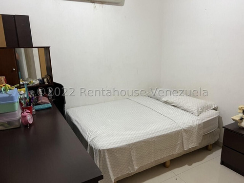Imagen 10 de 30 de Casa En Venta En Ciudad Roca Barquisimeto Lara ++ Código 23-11528 Rafael Carrasquel Vende Contáctame 0424.593.75.42 Instagram: @rentahouse.centrooccidente+