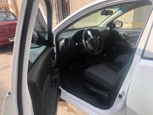 Nissan Versa 1.6 Sense At 2018