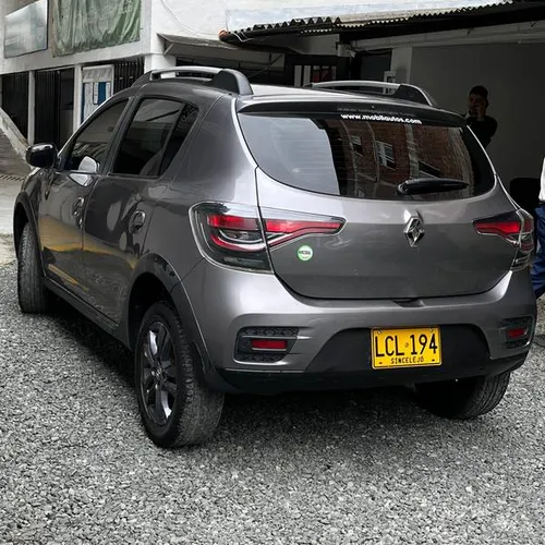 Renault Stepway Intens Mt 1,6cc 2022 Marca: Renault Línea O