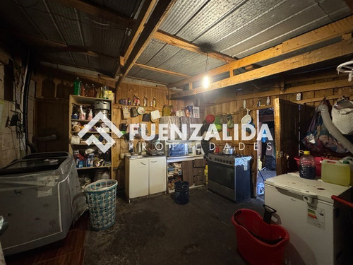 Casa En Venta De 2 Dorm. En Puente Alto