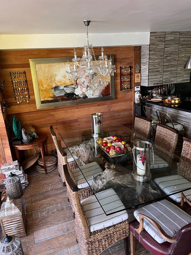 Casa En Venta De 4 Dorm. En Pucón
