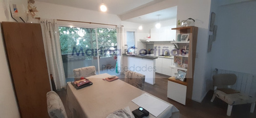 Imagen 6 de 17 de Departamento 2 Ambientes Con Balcón Al Frente, Terraza Y Parrilla.