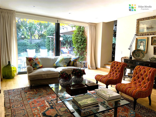En Condominio, Como Nueva, 3 Dorm.3 Bños. Servicio Completo.