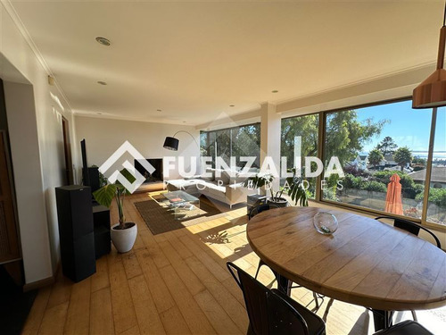 Casa En Venta 4d 4b, Lomas De Montemar, San Cristóbal.