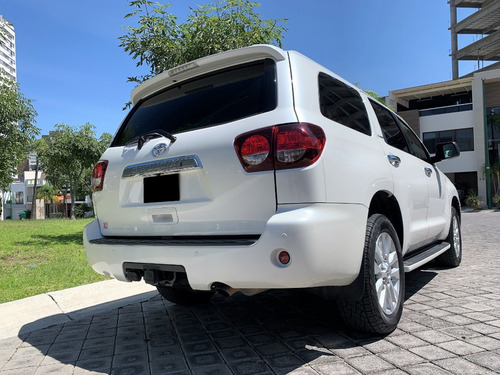 Imagen 4 de 15 de Toyota Sequoia Platinum 2019