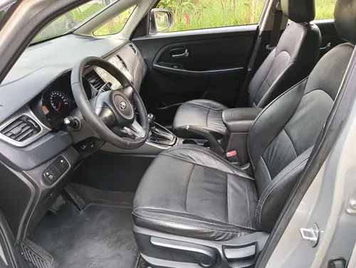 Kia Carens 2.0 Suv Ex