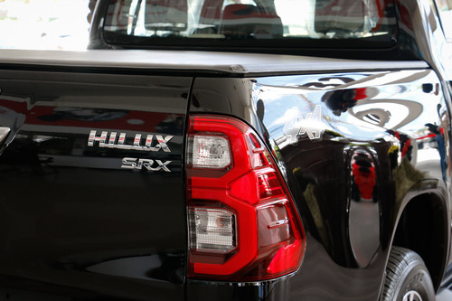 Toyota Hilux Cabine Dupla Srx 2.8 Tdi Cd 4x4 (aut)
