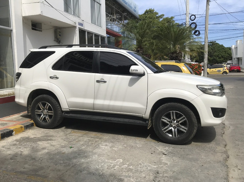 Toyota Fortuner 2014