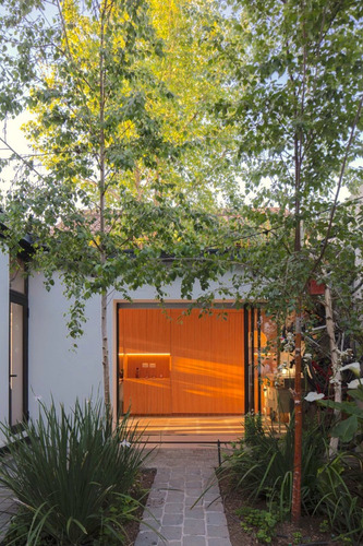 Rt- Casa 2 Pisos Remodelada X Arquitectos, 4dor + 3b + 2est