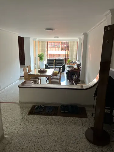 Apartamento Ubicado En Segundo Piso, En Edificio Del Ingenio
