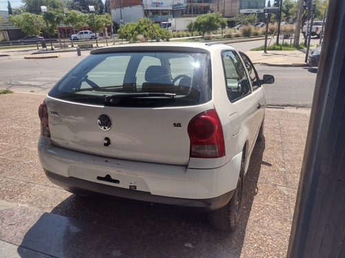 Imagen 5 de 14 de Volkswagen Gol 2008 1.6 I Power 601