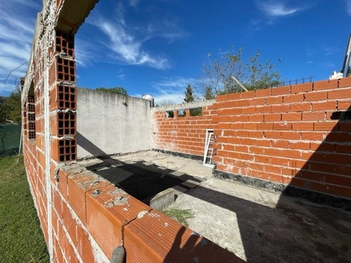 Imagen 22 de 24 de Casa Quinta En Barrio El Rodeo - Permuta Por Depto. En La Plata