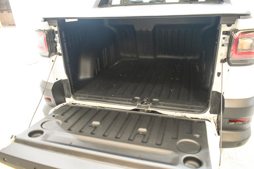 Fiat Strada 1.4 8v Freedom Cd