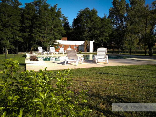 Imagen 10 de 17 de Cabaña 2 A 4 Personas Tandil, Del Arroyo Cabañas.