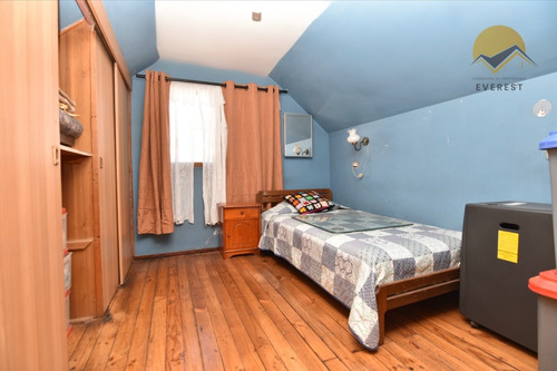 Se Vende Casa, 6 Dormitorios 2 Baños, Comuna San Ramón.