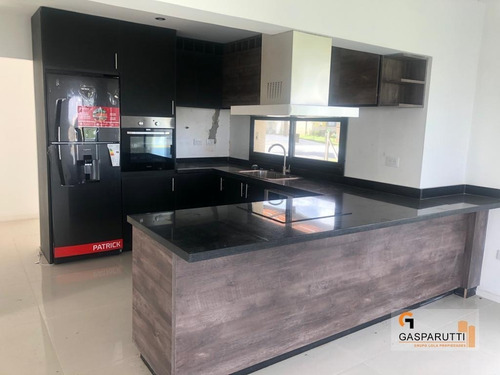 Imagen 18 de 20 de Casa En Venta En El Cantón Islas Al Agua! 6 Ambientes