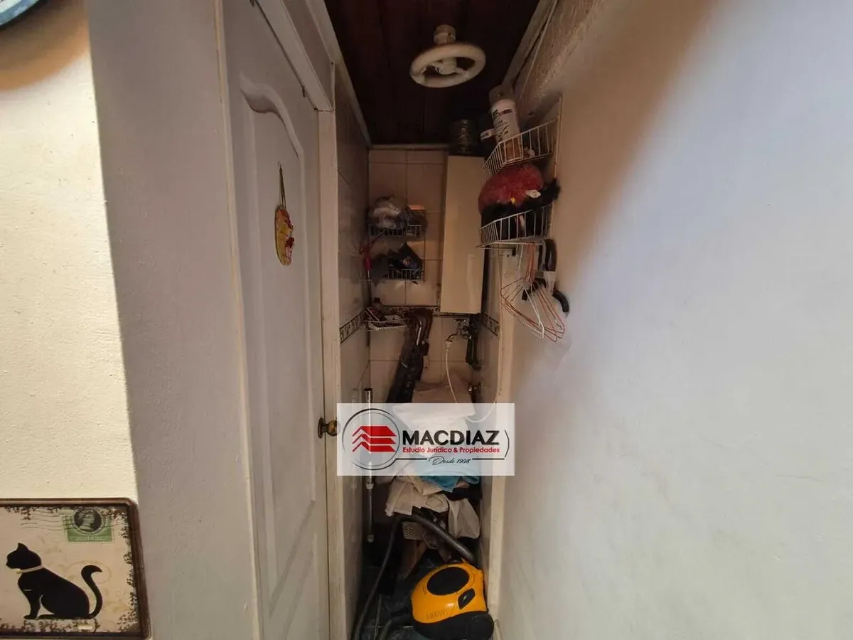 Imagen 5 de 16 de Casa Ampliada En Calle Siglo Xx Con Estacionamiento, Maipu