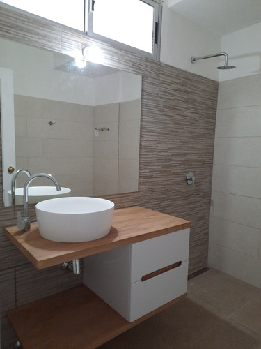 Imagen 12 de 14 de Apto Sobre Rambla. Remodelado Todo A Nuevo Con 191 M2