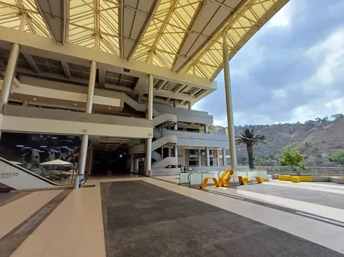 Café En C. C. Cerro Verde, 33m2