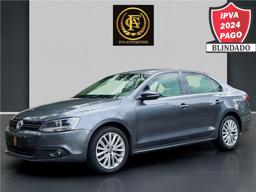 Volkswagen Jetta 2.0 TSI HIGHLINE 200CV GASOLINA 4P TIPTRONIC