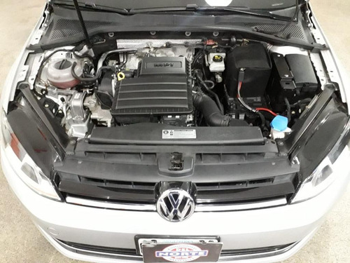 Volkswagen Golf 1.6 Trendline 2015