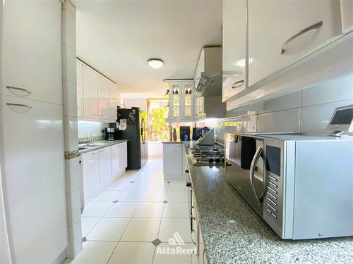Maravilloso Departamento En Arriendo De 5d-5b. En Vitacura