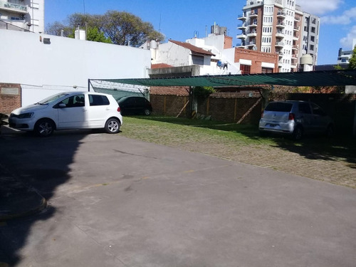 Imagen 12 de 16 de Local De Venta Con Oficinas De 1300 M2, Con Playa De Estacionamiento Propio