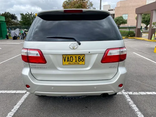 Toyota Fortuner 2.7l 4x4