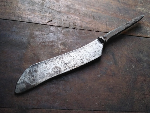 Antiguo Y Curioso Cuchillo Sello Bajo Relieve