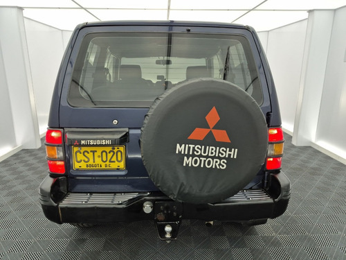 Mitsubishi Montero 3.0 V13
