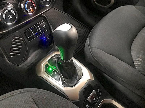 Jeep Renegade 1.8 Flex Autom.