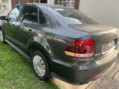 Volkswagen Vento 1.6 Starline Mt