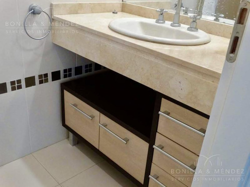Art Boulevard, A Metros De Playa Mansa, 3 Dorm, Toilette, Dependencia, Valor Retasado!