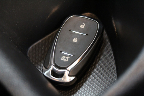 Chevrolet Onix 1.0 PLUS LT