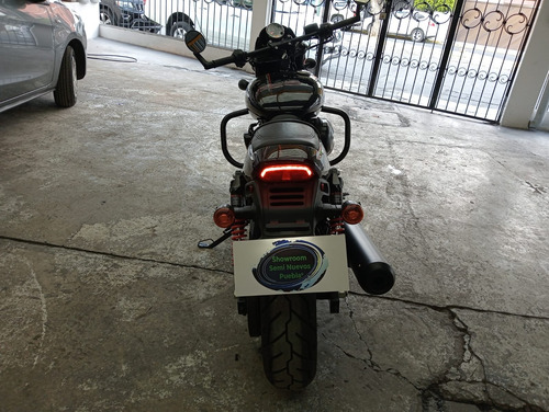 Harley Davidson Street Rod 750