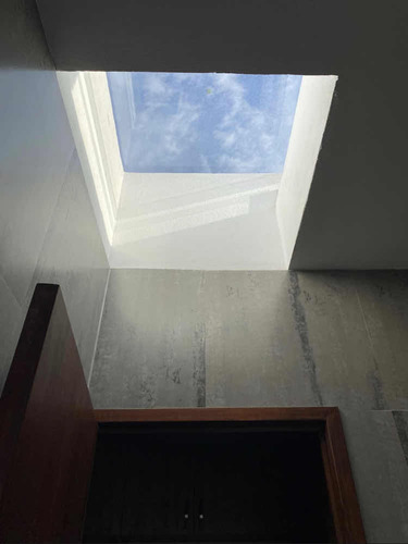 Casa De 3 Recámaras 3 Baños Completos Y Un Medio Baño