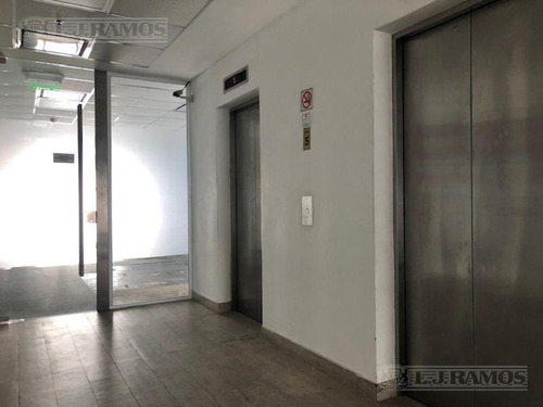 Imagen 4 de 17 de Alquiler De Oficina De 400 M2 En Vicente López