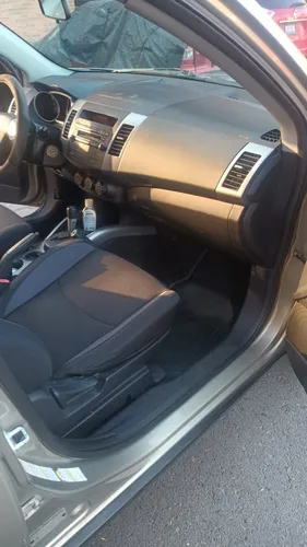 Mitsubishi Outlander 2.4 Ls Aa Ee At